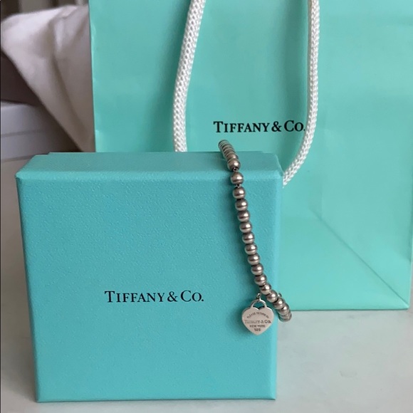 ** ⭐️SOLD⭐️** Tiffany & Co. Bead Heart Bracelet - Picture 7 of 7